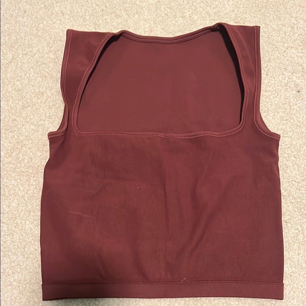 Women's Sleeveless Top in Burgundy